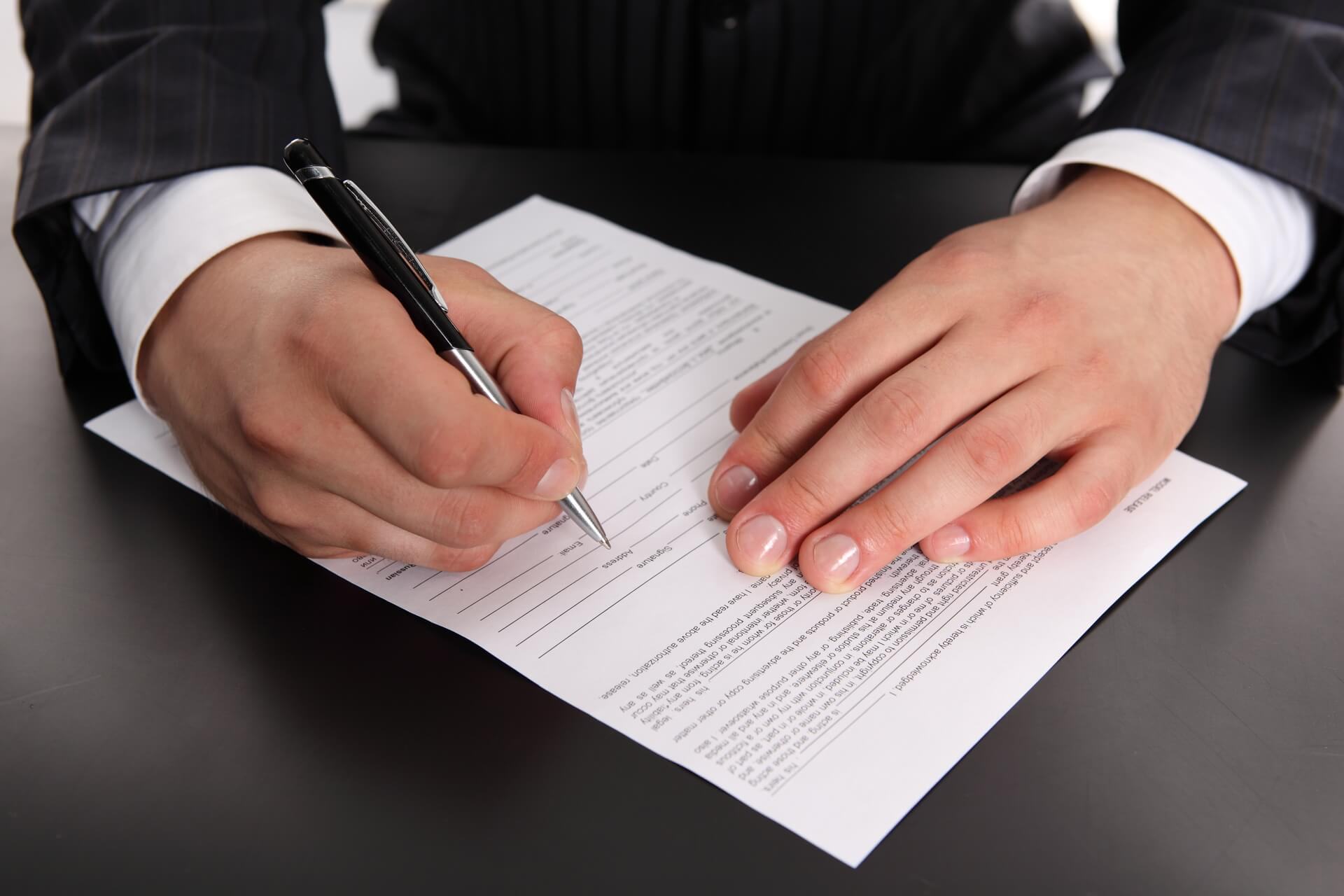 Expert Legal Support in Contract Negotiations